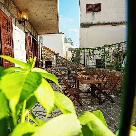 Vikendica Traditional Family In The Heart Of Dalmatia