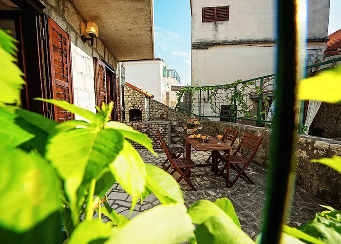 Vikendica Traditional Family In The Heart Of Dalmatia