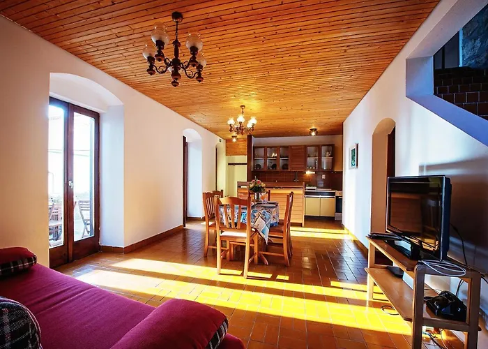 Traditional Family In The Heart Of Dalmatia * Rogoznica (Sibenik-Knin)